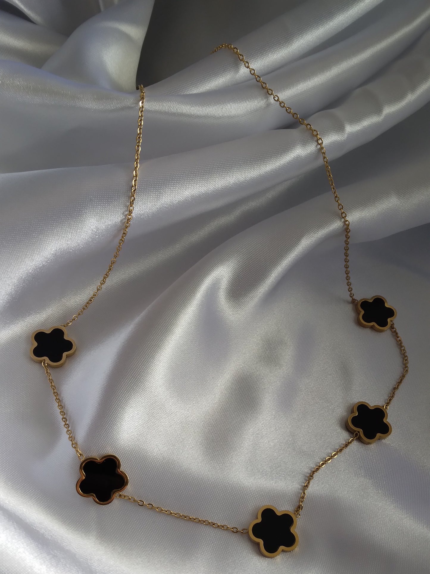 Collier chanseuse