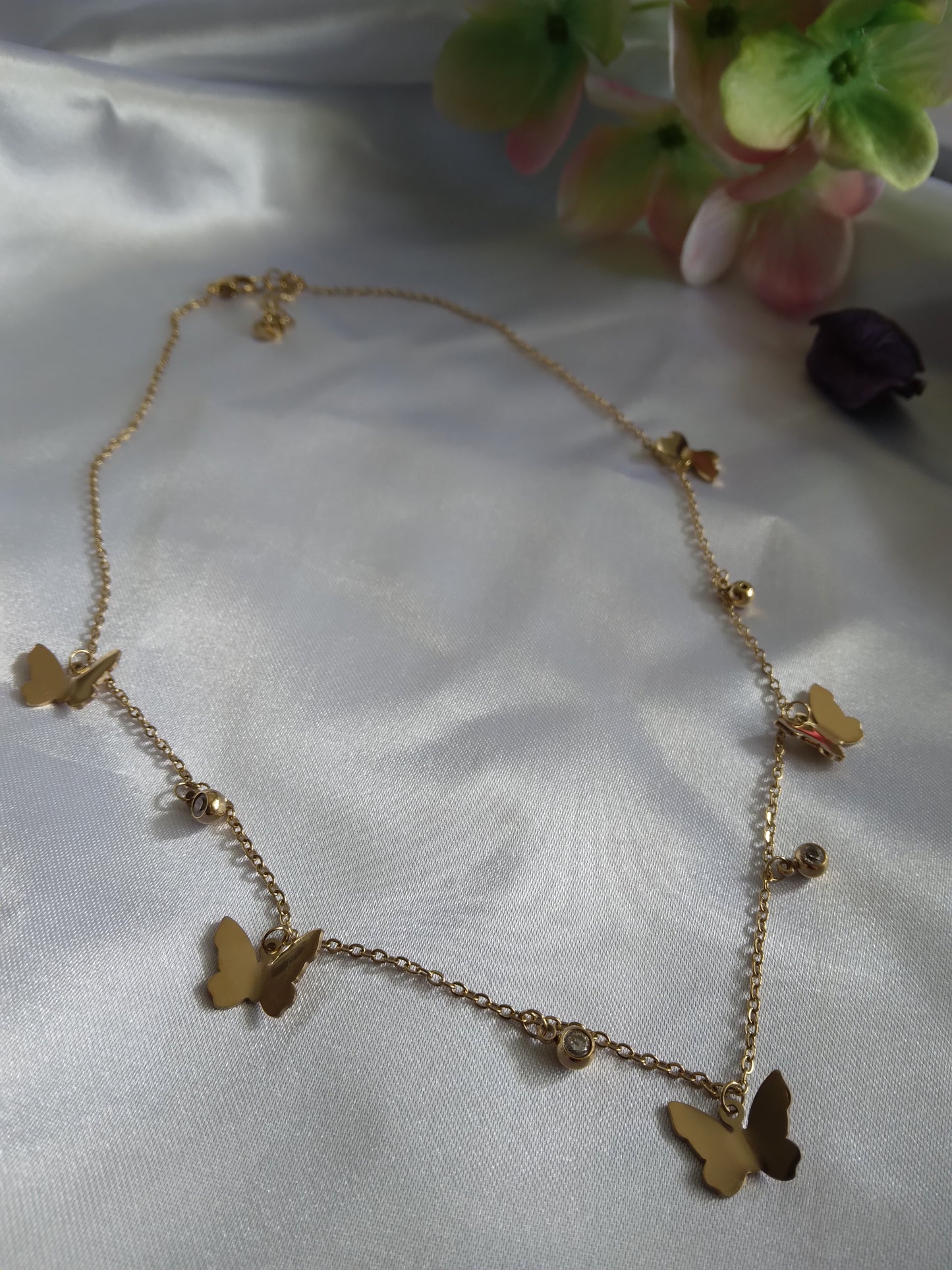 Collier Flay